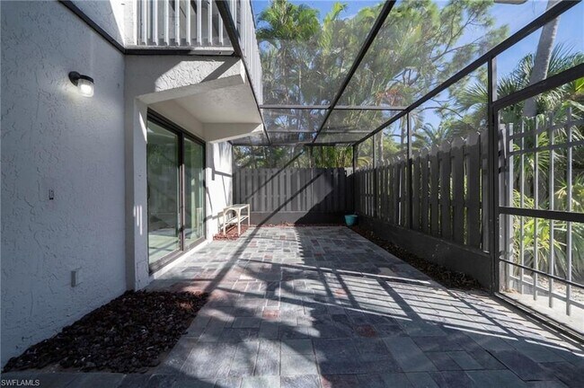 Building Photo - 17451 Silver Fox Dr
