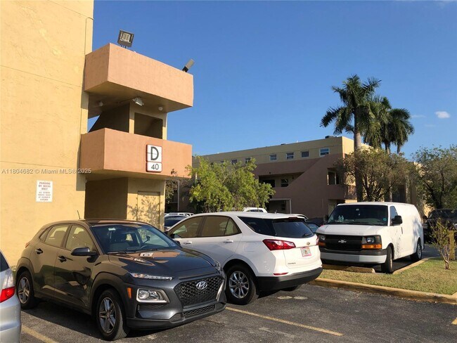 Building Photo - 40 NW 87th Ave