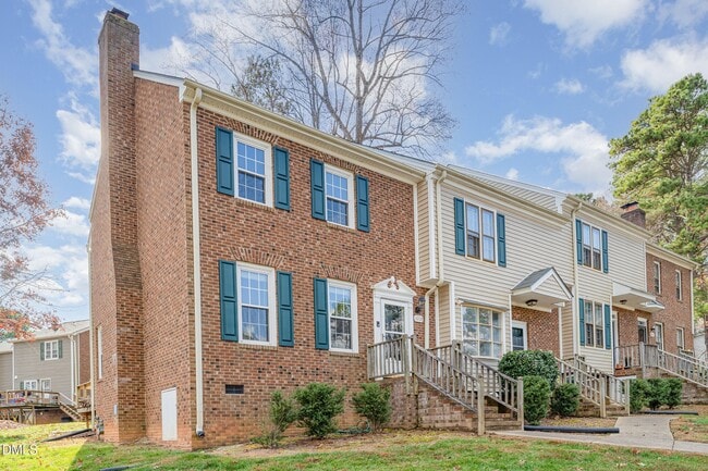 Building Photo - 6205 Waterside Ln