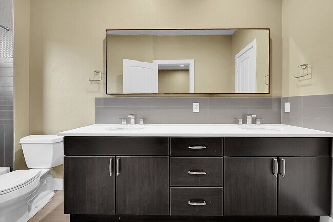 Building Photo - $3,500.00- Charming and Updated 4 bed, 3 bath Home in West Highland Denver!