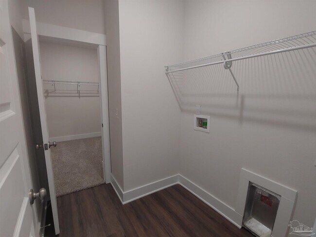 Building Photo - 12568 Windsor Dr