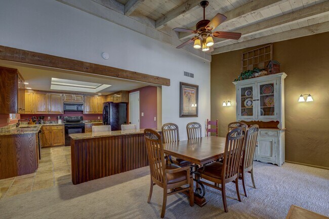 Building Photo - 1103 Ocotillo Cir