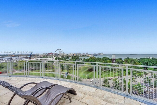 Building Photo - 244 Biscayne Blvd