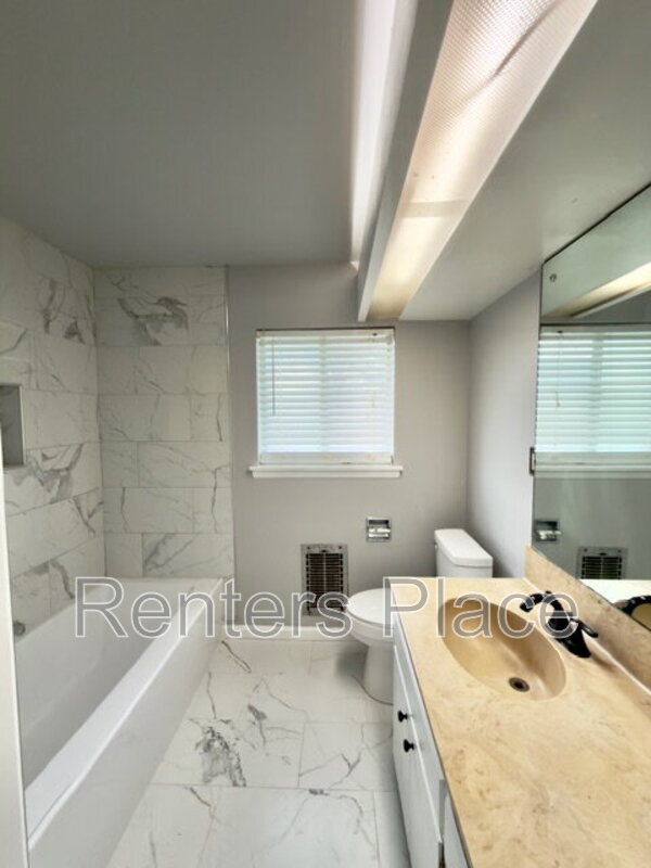 Building Photo - 3118 S 88th E Ave