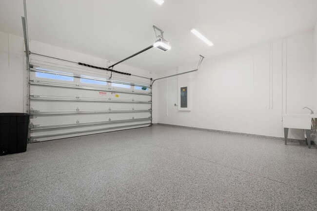 Building Photo - 12526 Solana Bay Cir