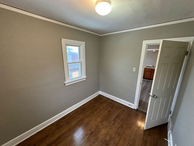 Building Photo - 3538-3540 N 2nd Lane - Duplex