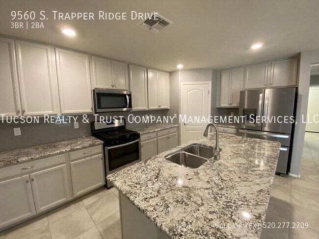 Building Photo - 9560 S Trapper Ridge Dr