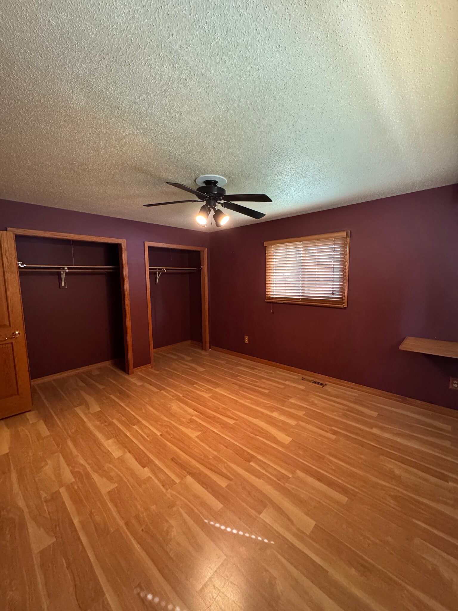 Building Photo - 1527 Holley St