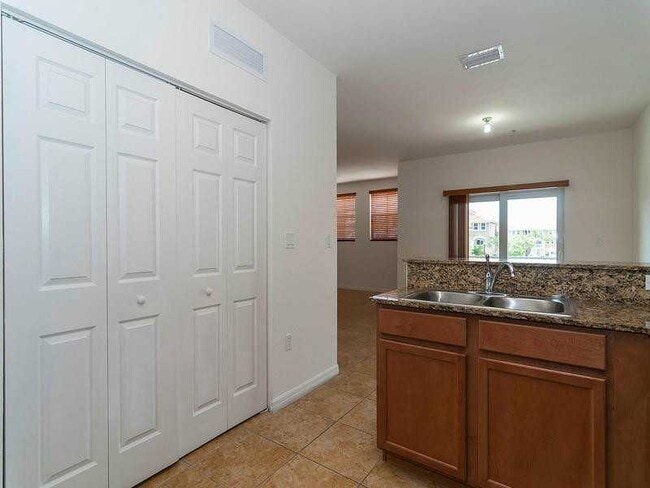 Building Photo - 8833 NW 107th Ct