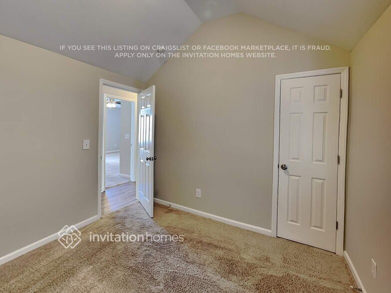 Building Photo - 738 Big Twig Ln