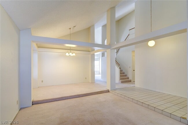 Building Photo - 217 S White Cloud Cir