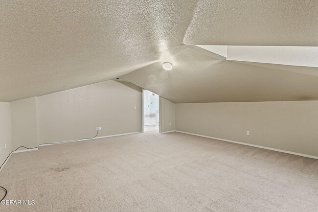 Building Photo - 14221 Silver Point Ave