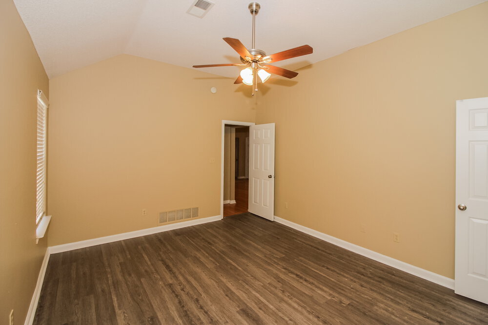 Building Photo - 8207 Cross Point Dr