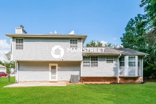 Building Photo - 3 Bedroom Pet-Friendly Home in Ellenwood, ...