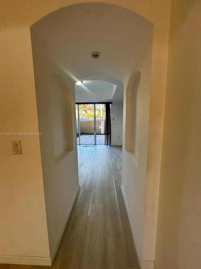 Building Photo - 15205 SW 30th Terrace