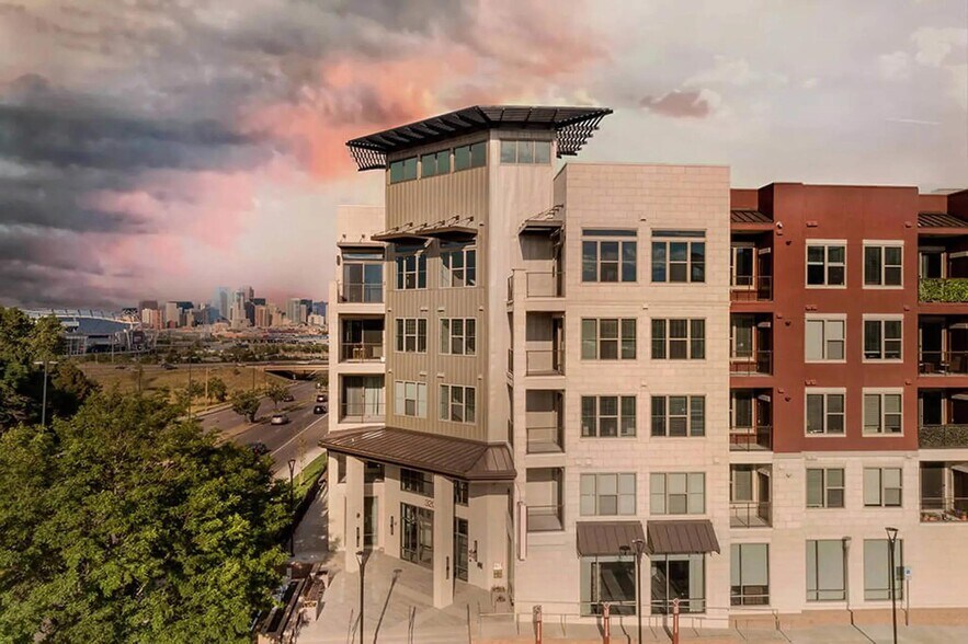 Building Photo - 3200 W Colfax Ave