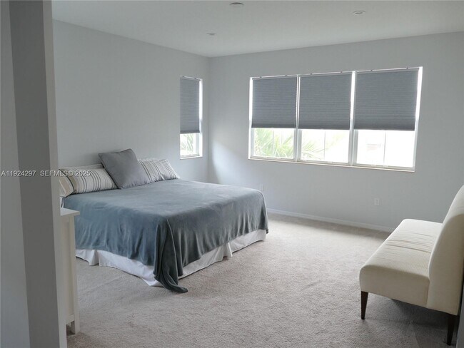 Building Photo - 5215 Golden Eagle Ter