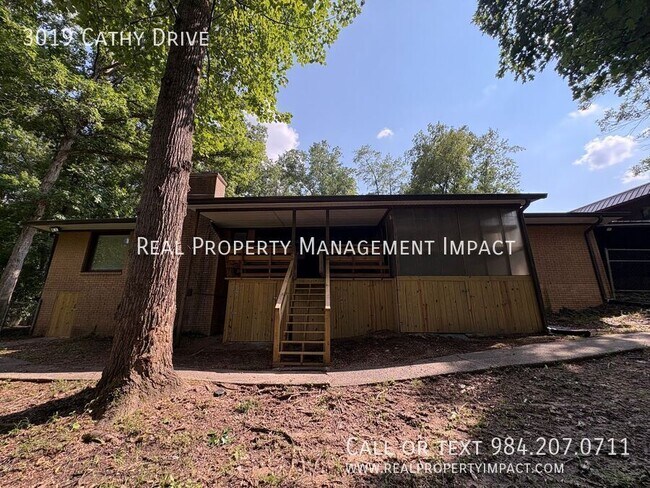 Building Photo - 3019 Cathy Dr