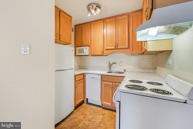 Building Photo - 1311 Delaware Ave SW