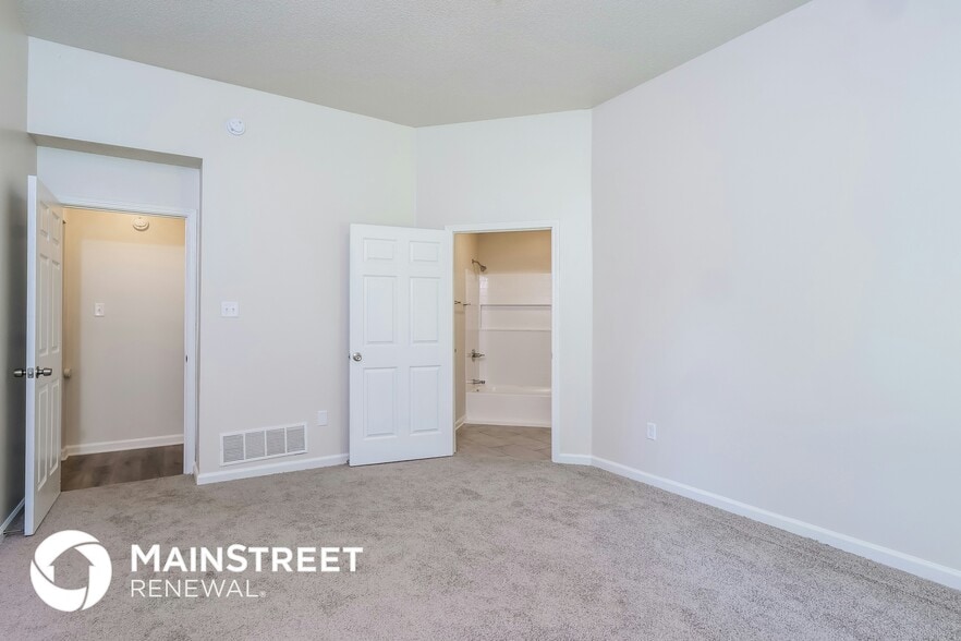 Building Photo - 6096 Hallum Dr