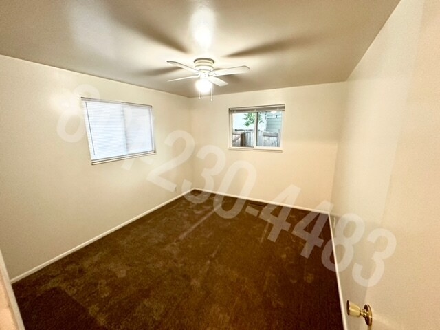 Building Photo - 858 Yale Ave S