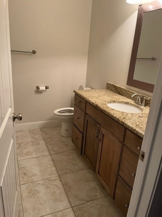 Building Photo - Spacious 3 Bedroom Home in Little Valley
