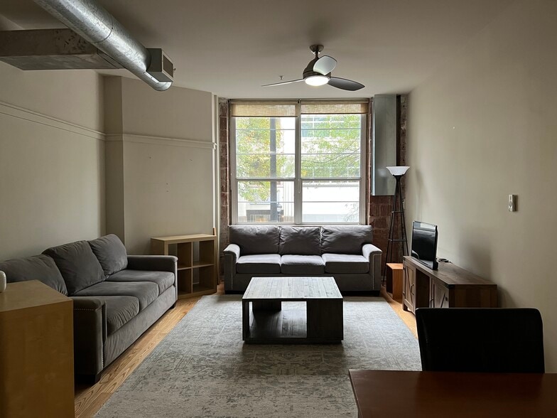 Building Photo - 800 Peachtree St NE