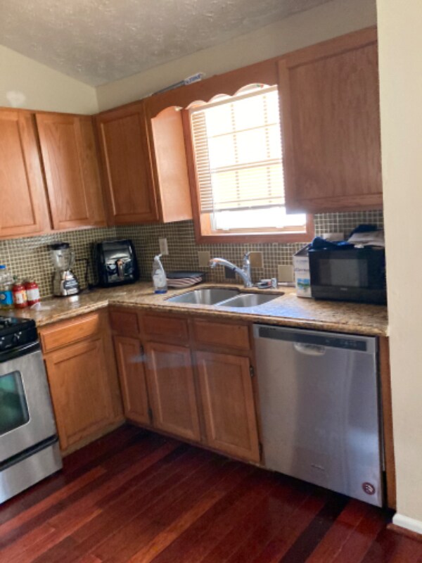 Building Photo - 2331 Wilkins Ct