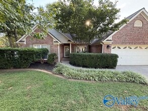 Building Photo - 113 Tumbleweed Dr