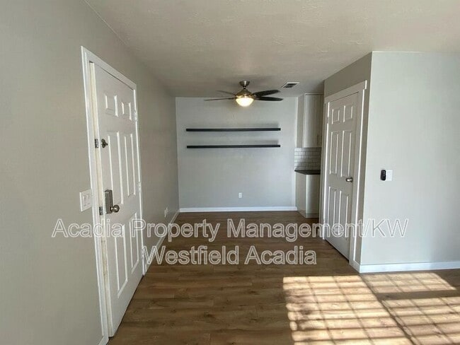 Building Photo - 100 E 600 S