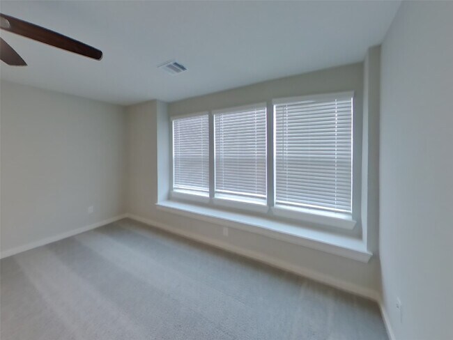 Building Photo - 22631 Terrazzo Dr