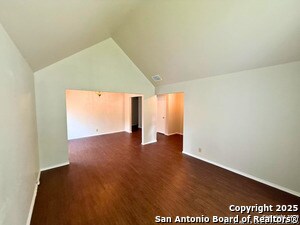 Building Photo - 1606 Kingsbridge