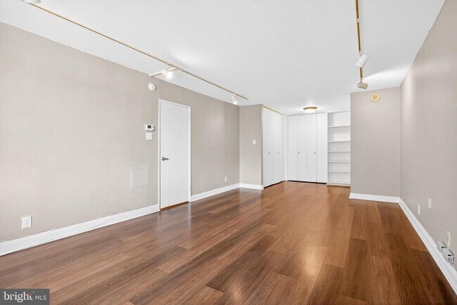 Building Photo - 2401 Pennsylvania Ave