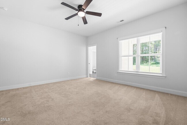 Building Photo - 148 E Battery Cir