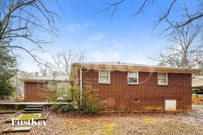 Building Photo - 4245 Springdale Cir