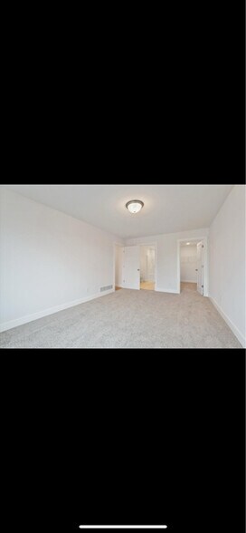 Building Photo - 1830 Cypress Trail