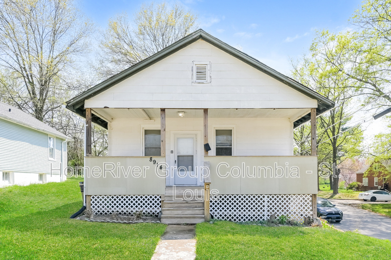 Building Photo - 8914 Ramona Ave
