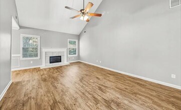 Building Photo - 80 Dairyland Dr