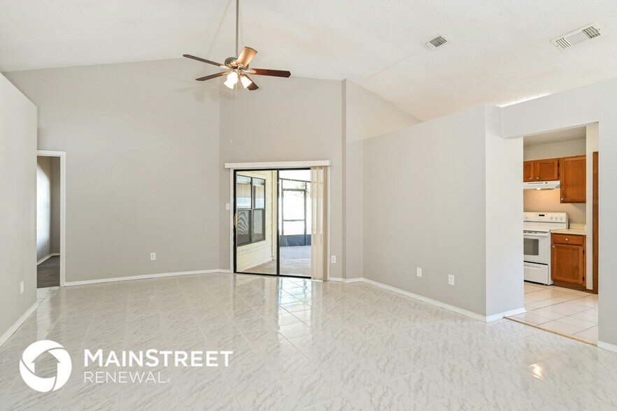 Building Photo - 267 Lakebreeze Cir