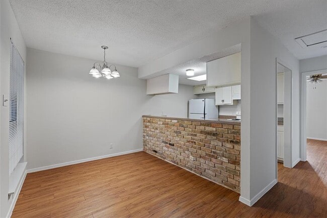 Building Photo - 3426 Willowrun Dr