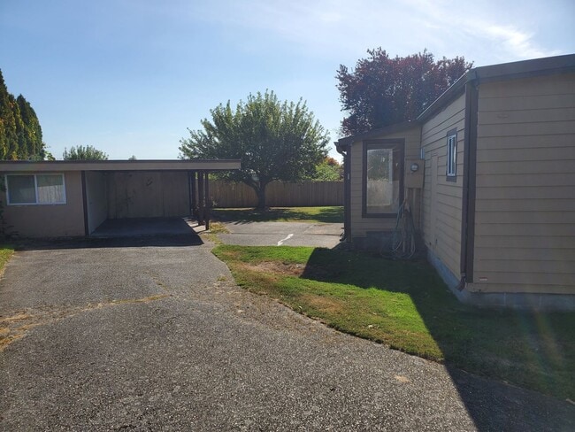 Building Photo - 2-bedroom 2-bathroom rental in Birch Bay!