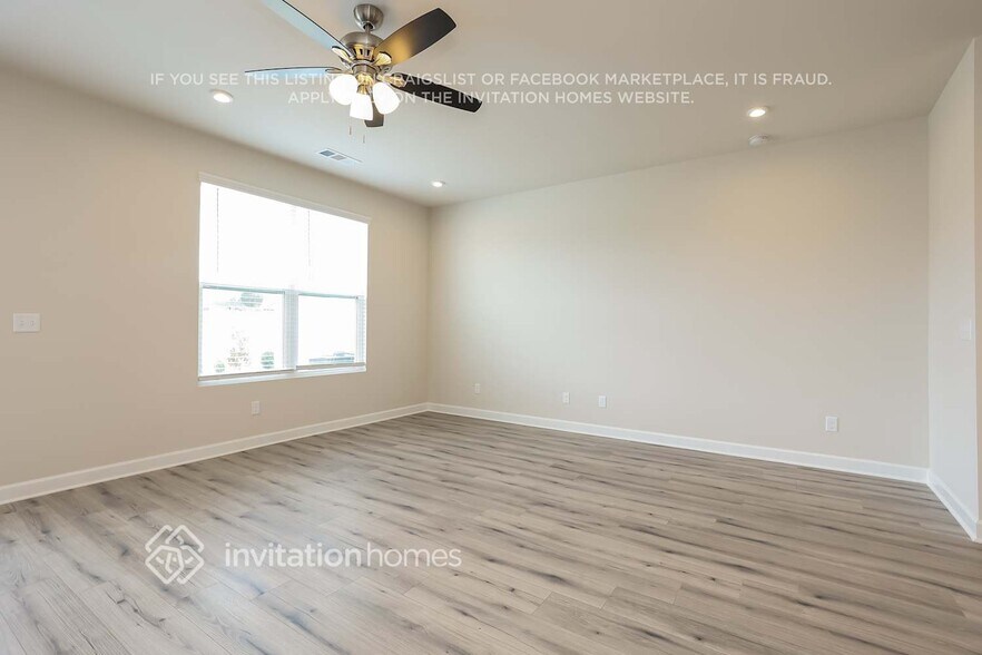 Building Photo - 127 Fister Dr