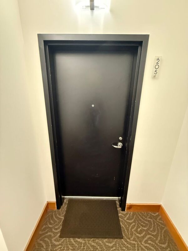 Building Photo - 160 Liberty St NE