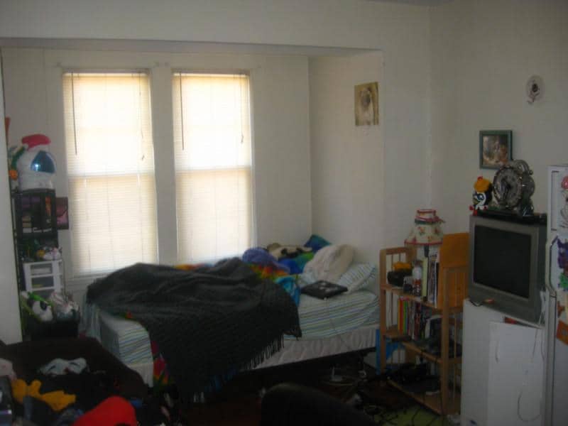 Building Photo - 70 Strathmore Rd