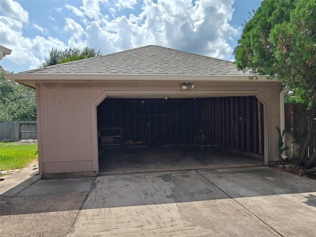 Building Photo - 3446 Mimosa Way