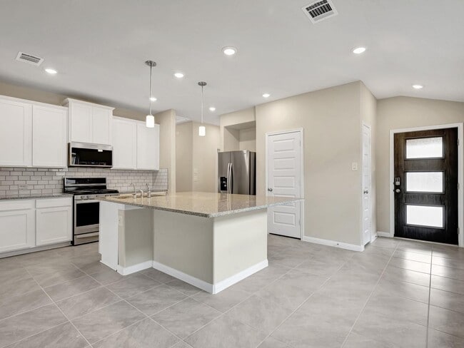 Building Photo - 6716 Chinapkin Oak Ln