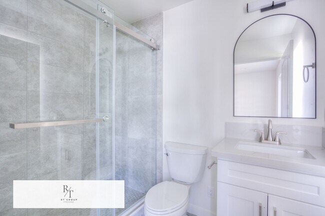 Building Photo - 2 Bed | 2 Bath | Alhambra School District