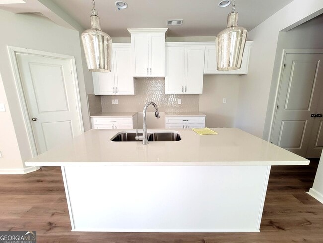 Building Photo - 2797 Aralynn Wy