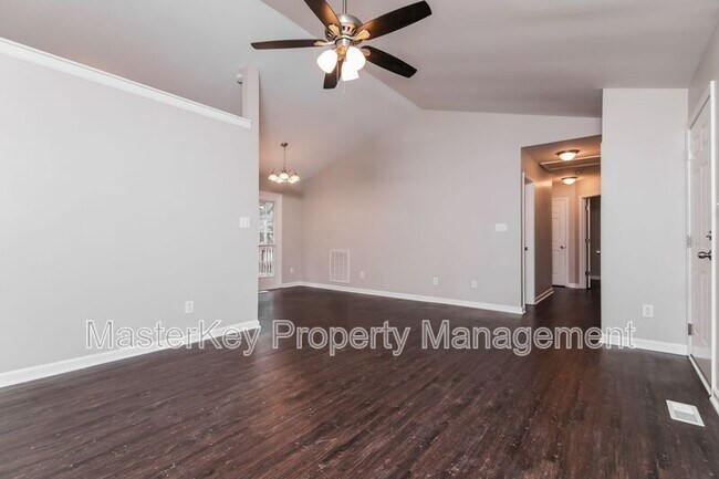 Building Photo - 6025 Presentation St