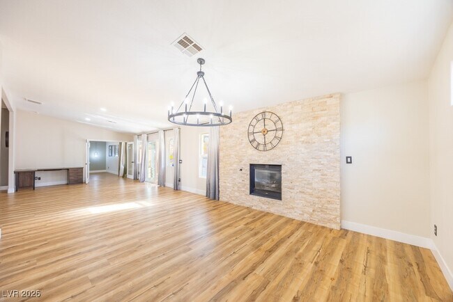 Building Photo - 8217 Cabin Springs Ave